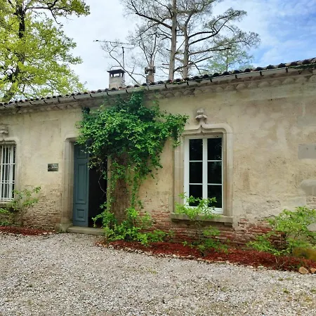 Maison De Pierre *